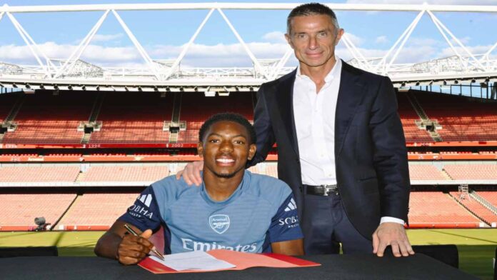 Arsenal Arsenal y Lewis-Skelly amplian su vínculo hasta 2030
