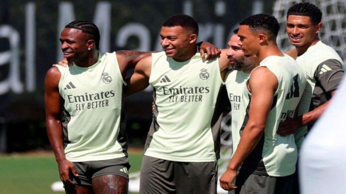 Mbappé Mbappé recibió el alta del hospital y el Madrid ya prepara su duelo ante Pachuca