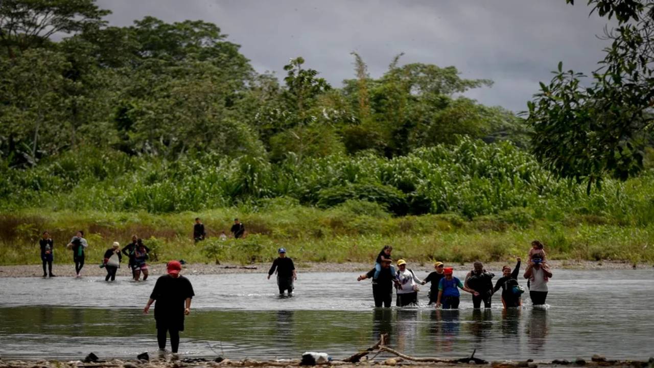 Panamá alerta que sube cifra de migrantes en flujo inverso hacia el sur
