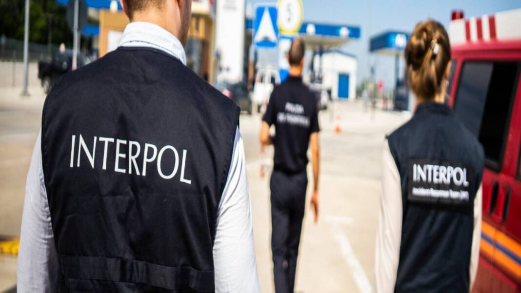 Interpol emite alerta roja contra un presunto responsable de atentado a senador colombiano