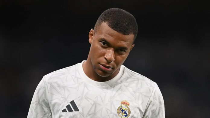 Kylian Mbappe Mbappé retira su demanda por acoso contra el PSG