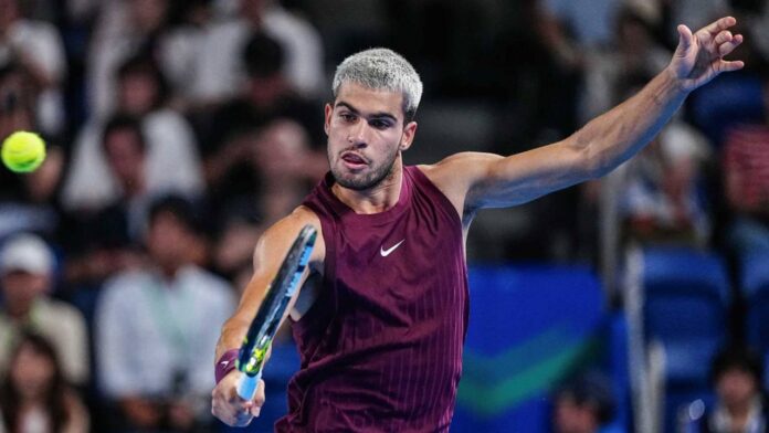 Alcaraz Tokyo Alcaraz inició victorioso en Tokio