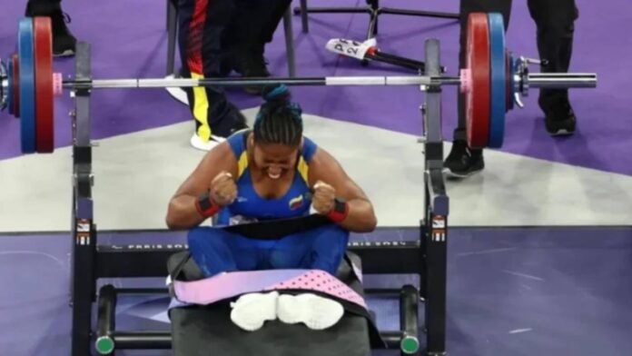 Clara-Fuentes-Parapowerlifting (1)