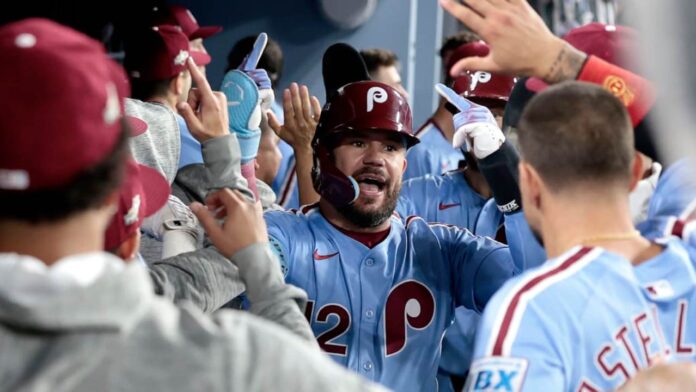 Phillies y Cachorros dieron señales de vida en sus series