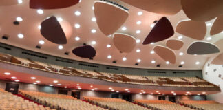 Golden State sometió a los Lakers de Doncic a un amargo arranque de temporada