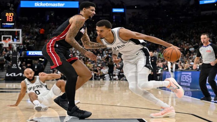 Spurs Wembanyama ofreció un recital para un comienzo de temporada memorable en San Antonio