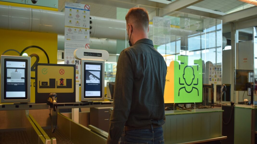 Aeropuertos españoles reciben multa de más de 10 millones de euros por violar normativa de protección de datos