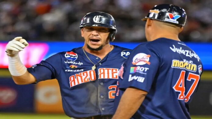 Los bates de Caribes despertaron para asaltar el primer duelo de la final en Valencia