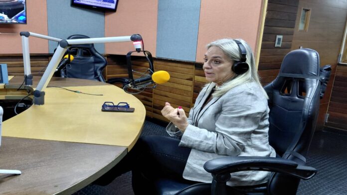 asesor en materia energética, Dolores Dobarro,