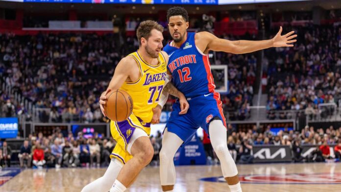 Lakers cayeron en Detroit y Dallas se despide de la clasificación