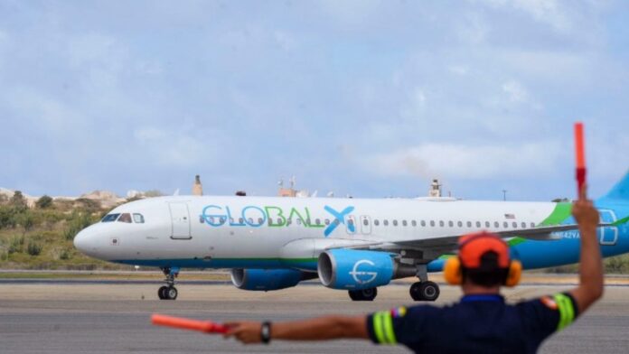 Llegan-al-pais-mas-de-120-migrantes-en-un-vuelo-procedente-de-EEUU (1)