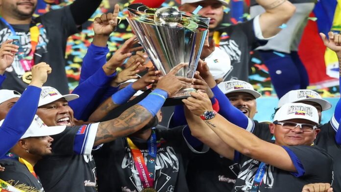 ¡Campeones Trofeo del Clásico Mundial de Béisbol llegará esta tarde al país