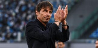 Antonio Conte dejó su cargo como entrenador del Napoli