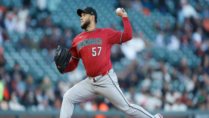 Dbacks E-Rod llegó a cinco victorias en el año y Ranger no pudo con Atlanta (+resultados)