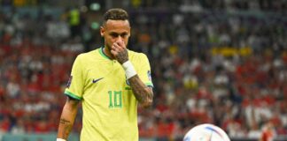 Neymar tiene una lesión muscular y estará de baja hasta tres semanas con Brasil