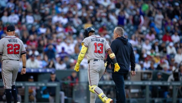 Acuña Jr. Ronald Acuña abandonó el juego y se someterá a resonancia para descartar posible lesión