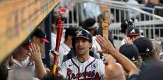 Olson comandó a los Bravos con un cuadrangular en el Día de Lou Gehrig