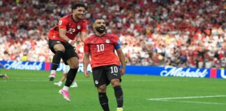 Egipto remontó ante Nueva Zelanda y toma la cima del grupo