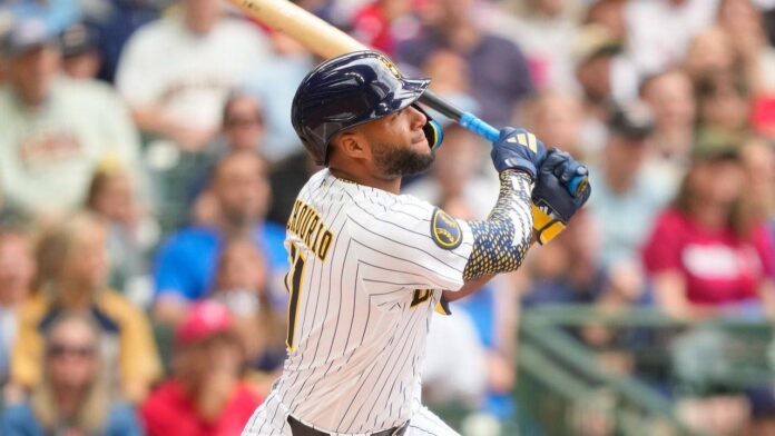 Jackson Chourio Chourio lideró la blanqueada de Milwaukee sobre Filadelfia