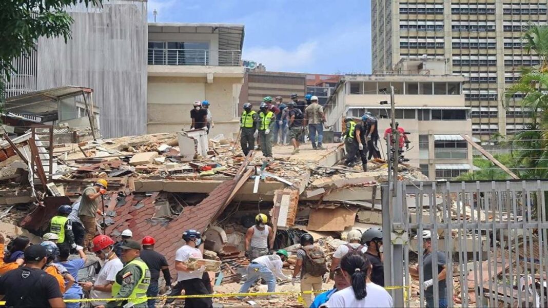Aumentan a 17 los españoles fallecidos durante los terremotos en Venezuela