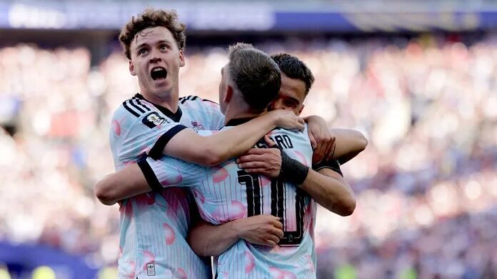Bélgica Bélgica dejó el Mundial sin los anfitriones y se medirá a España por un lugar en semifinales