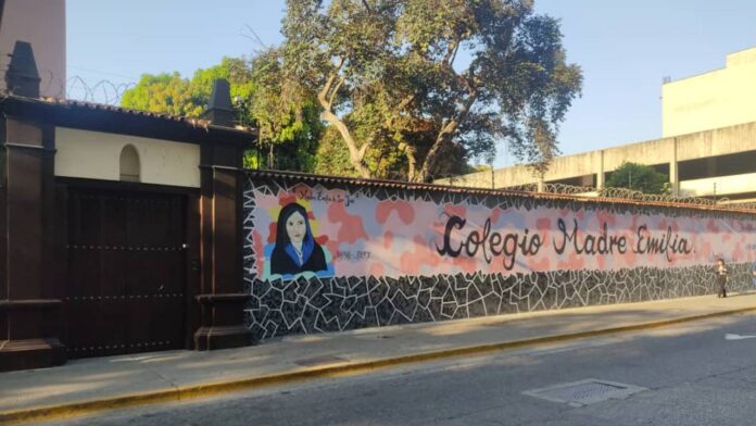 Colegio Madre Emilia de Los Dos Caminos (1)