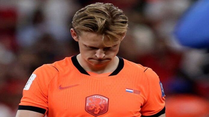 De Jong De Jong sufre lesión en la rodilla aunque sin parte médico oficial