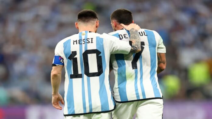 Lionel Messi y Rodrigo De Paul (1)