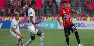 Caracas se despidió de la Sudamericana con derrota por goleada como local
