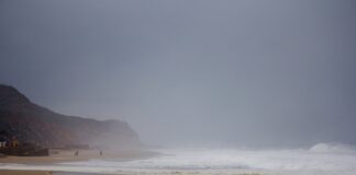 Alerta de tsunami en las costas del sur de México y Guatemala tras fuerte terremoto