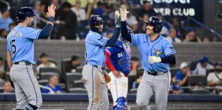 Tampa Bay desplegó su ofensiva a tope para apalear a Toronto