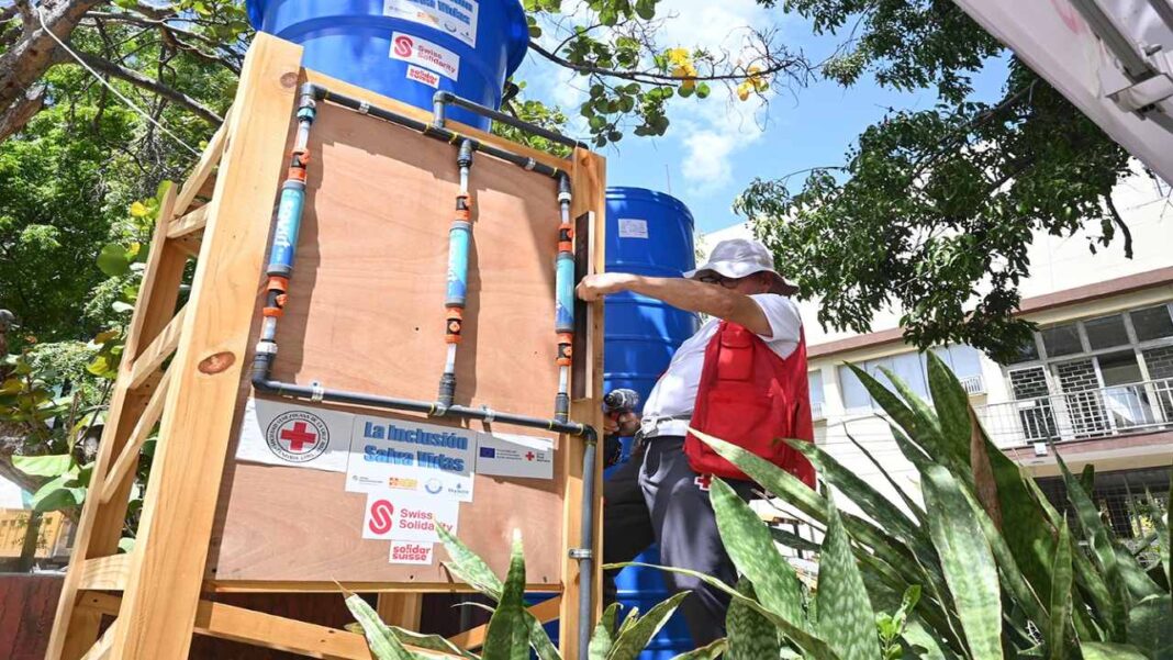 Cruz Roja venezolana habilita dos puntos de potabilización las 24 horas en La Guaira