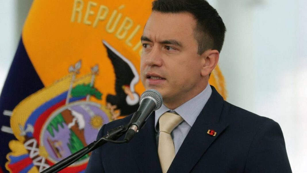 Presidente de Ecuador oficializa su viaje para la investidura de De la Espriella